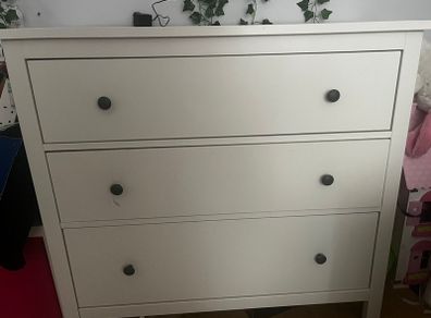 ikea chest of Drawers
