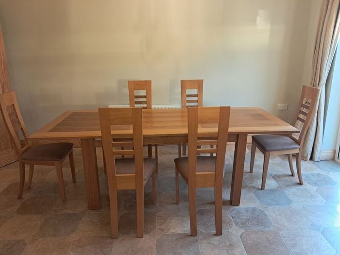 PRICE REDUCTION !! - Dining Table & Chairs