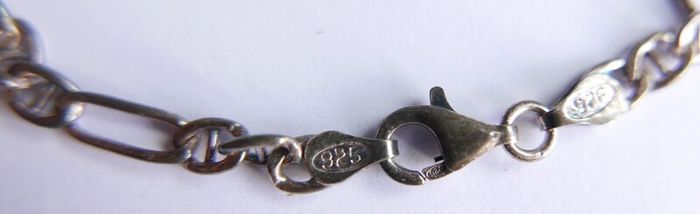 Vintage 925 Sterling Silver Figaro Link Chain Bracelet (in original box) length 7,5" - 5,2g