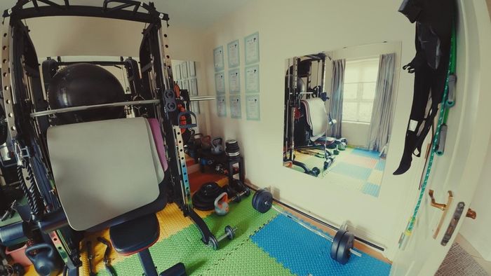 Functional tainer at home gym equipment