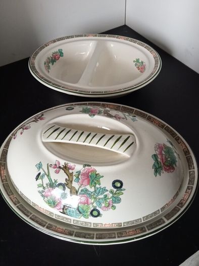 Rare  Dunn Bennett & Co Burslem England "Indian Tree" Serving Bowls