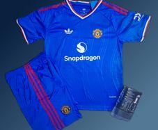 Man Utd 26/27 (away )kids Full Kit ,size 10/11 , 12/13 Yrs