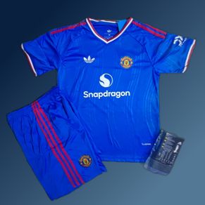 Man Utd 26/27 (away )kids Full Kit ,size 10/11 , 12/13 Yrs