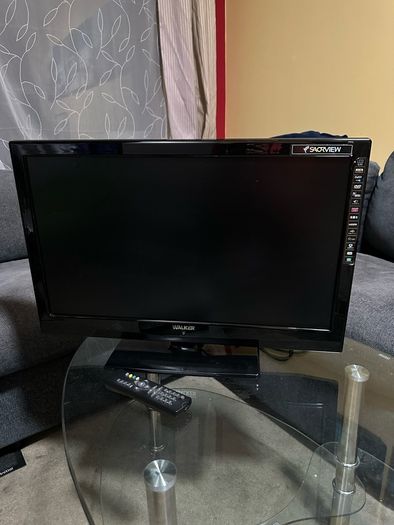 Walker 24" TV