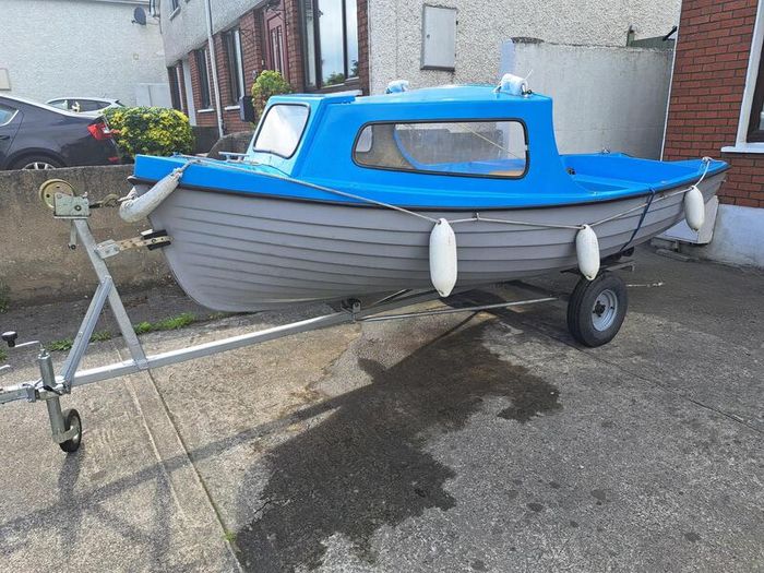 Darragh boat and trailer