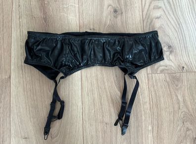 Wet look suspender belt