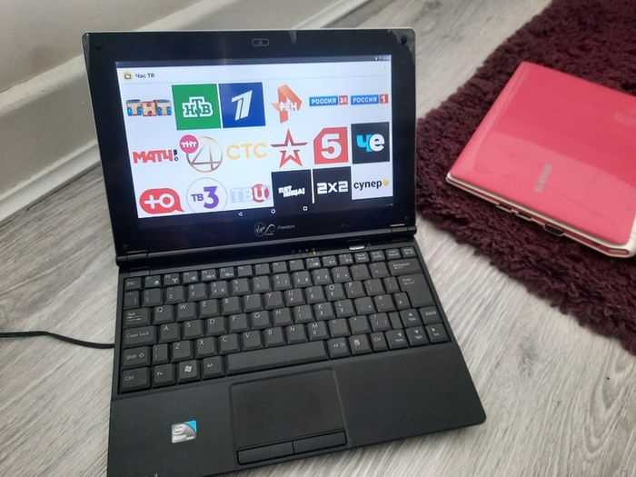 VIRGIN Media 12V Android Laptop / netbook
