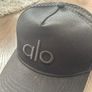Alo Yoga Cap Image 2