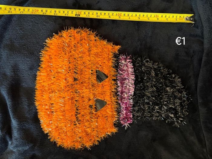 Halloween Party Decorations & Accessories. Balloons, Doorbell, Pumpkin Lights & More