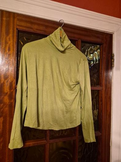 B.Young Turtleneck
