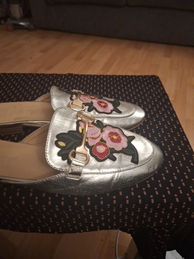 Ladies Loafers/Sliders .. Size: 5 UK .. 38 EU .. Price Drop
