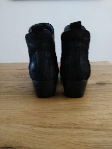 Black ankle boots size 5 by Think!