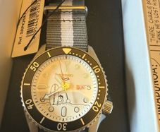 Seiko snoopy watches