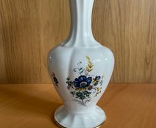 Royal Tara Ireland Blue Flowers Floral Small Vase Vintage 8"