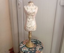 Gorgeous wooden miniature mannequin