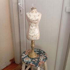 Gorgeous wooden miniature mannequin
