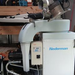 Dust extracter. Mobile Nederman extract filterbox