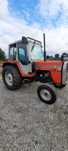 Massey Ferguson 675