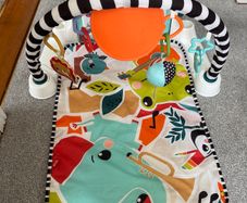 Fisher-Price Baby Activity Mat Glow and Grow Kick & Play Piano Gym