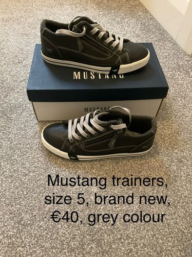 Mustang trainers, size 5, brand new