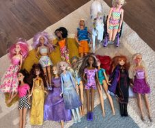 Barbies + 2 vans and 1 car