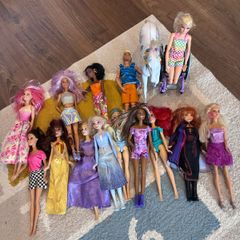 Barbies + 2 vans and 1 car