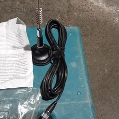 Cb  radio  antenna