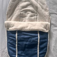 Wallaboo blue footmuff