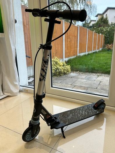 Kids scooter