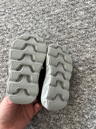 Sketchers lights