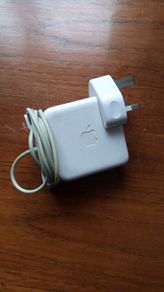 Apple MacBook charger