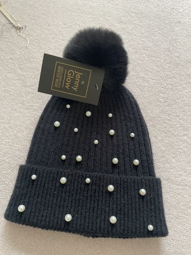Black with pearls ladies hat