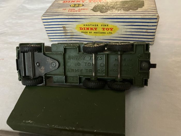 Dinky 622. 10-ton army truck. In box. Both excellent condition.