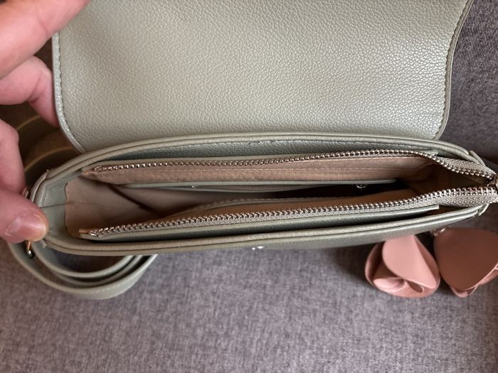 Crossbody Hampton Bag