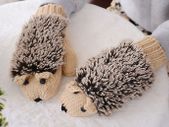 Cute Winter Hedgehog Gloves/Mittens