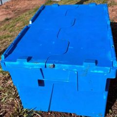 storage  boxes /crates