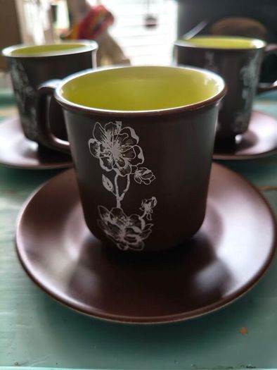3 x Crown Devon coffee cups& Saucers
