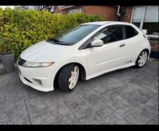 Championship white Type R Civic