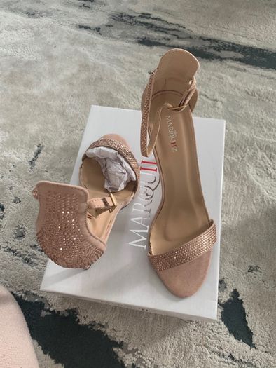 high heels sandals