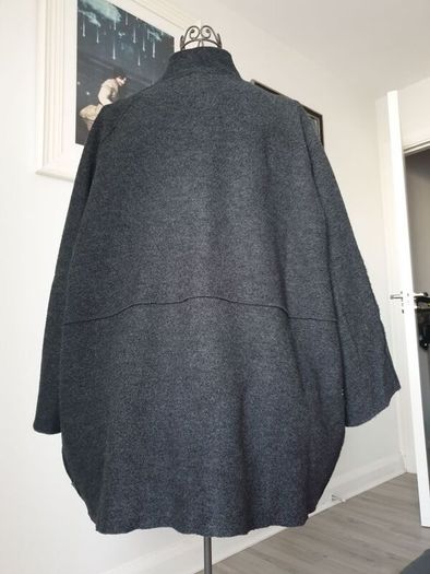 Oska Coat Size 3