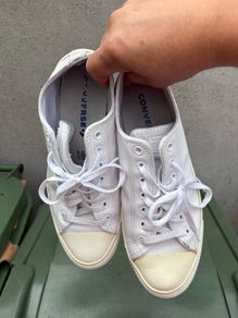 shoes men size 9 used clean converse original white  Lether