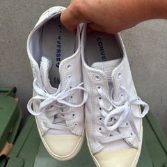 shoes men size 9 used clean converse original white  Lether
