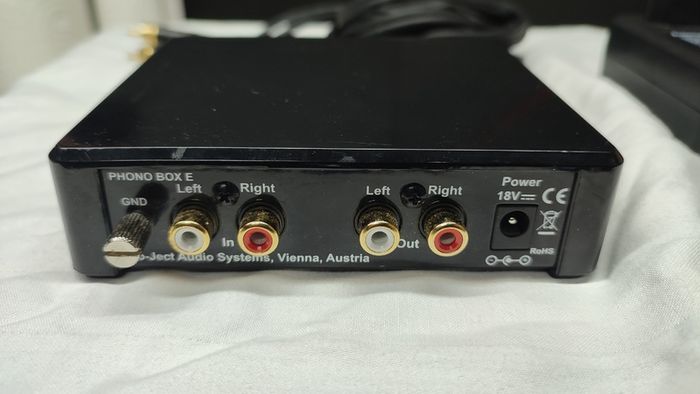 Pro-Ject Phono BOX E, turntable preamplifier. Full set.