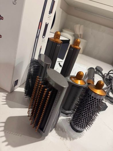 Dyson air wrap