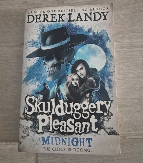 Skulduggery Pleasant Midnight