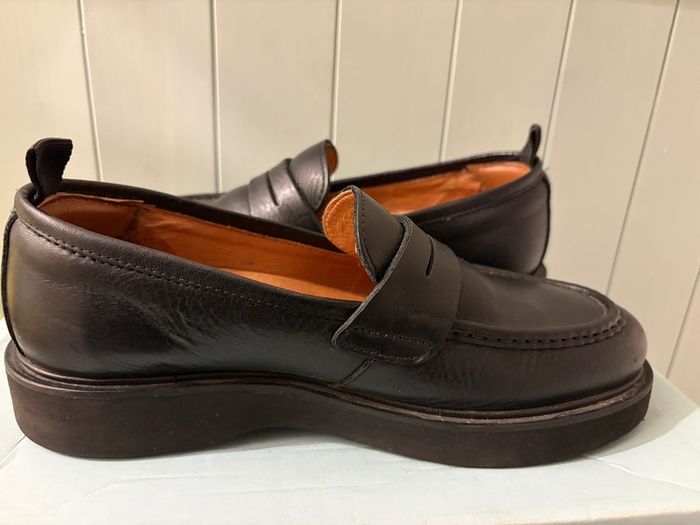Black loafers - shoe the bear