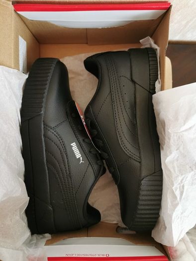 Girl's PUMA shoes NEW size UK 1