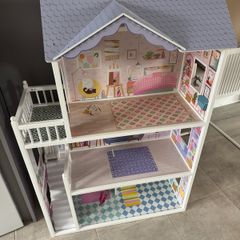 Dollhouse