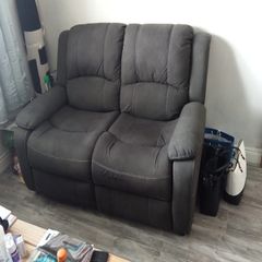 2 Sofas, Matching. Great condition
