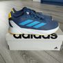 Boys/Girls Trainers UK Size 5 Image 4